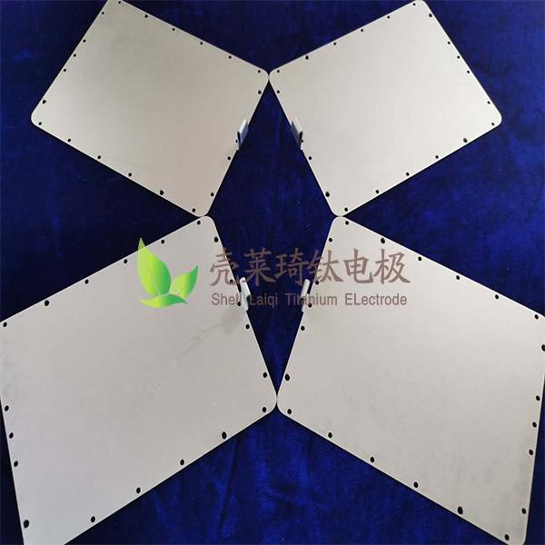 钛阳极氧化是一种在钛理论形成过问性氧化钛发色薄膜技术