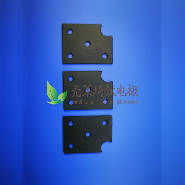 使用泳池水消毒用钛阳极的优势！